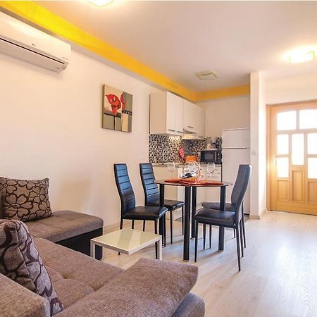 Mirjana Apartment Pjescana Uvala Exterior photo
