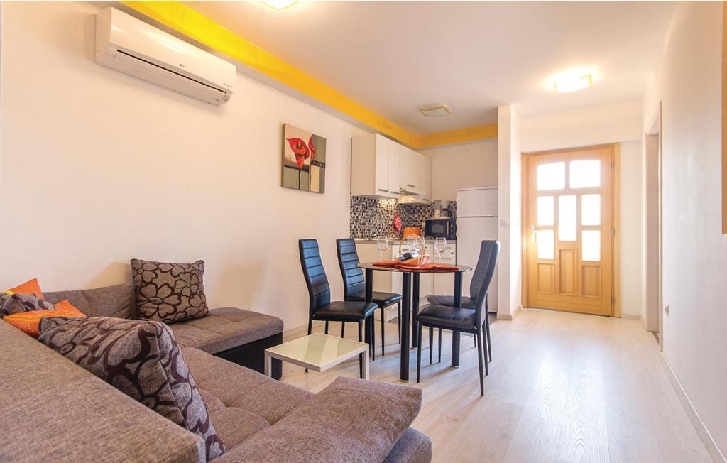 Mirjana Apartment Pjescana Uvala Exterior photo